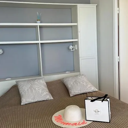 Vue 180 Degres - Wifi - Parking Lägenhet Saint-Raphaël